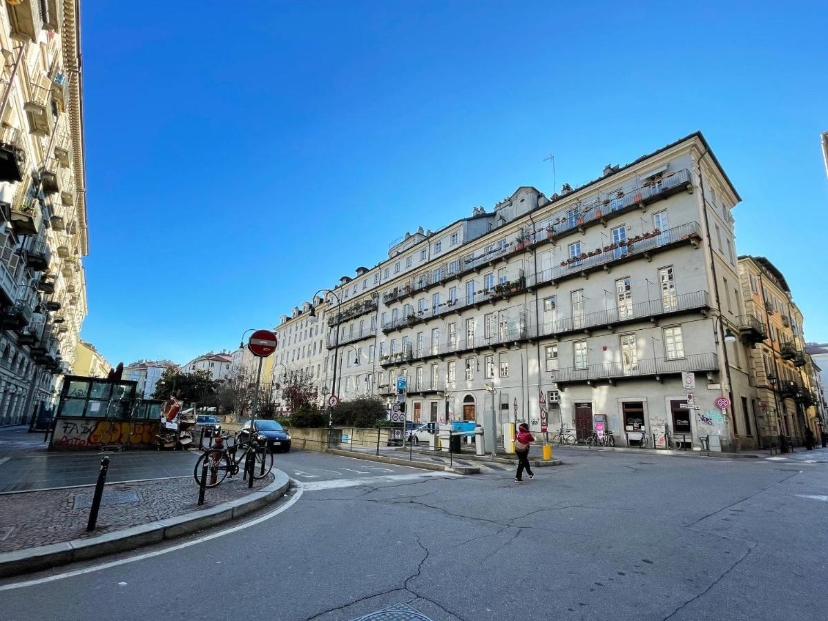 Italian Maison - Studio In The Heart Of Турин Екстер'єр фото
